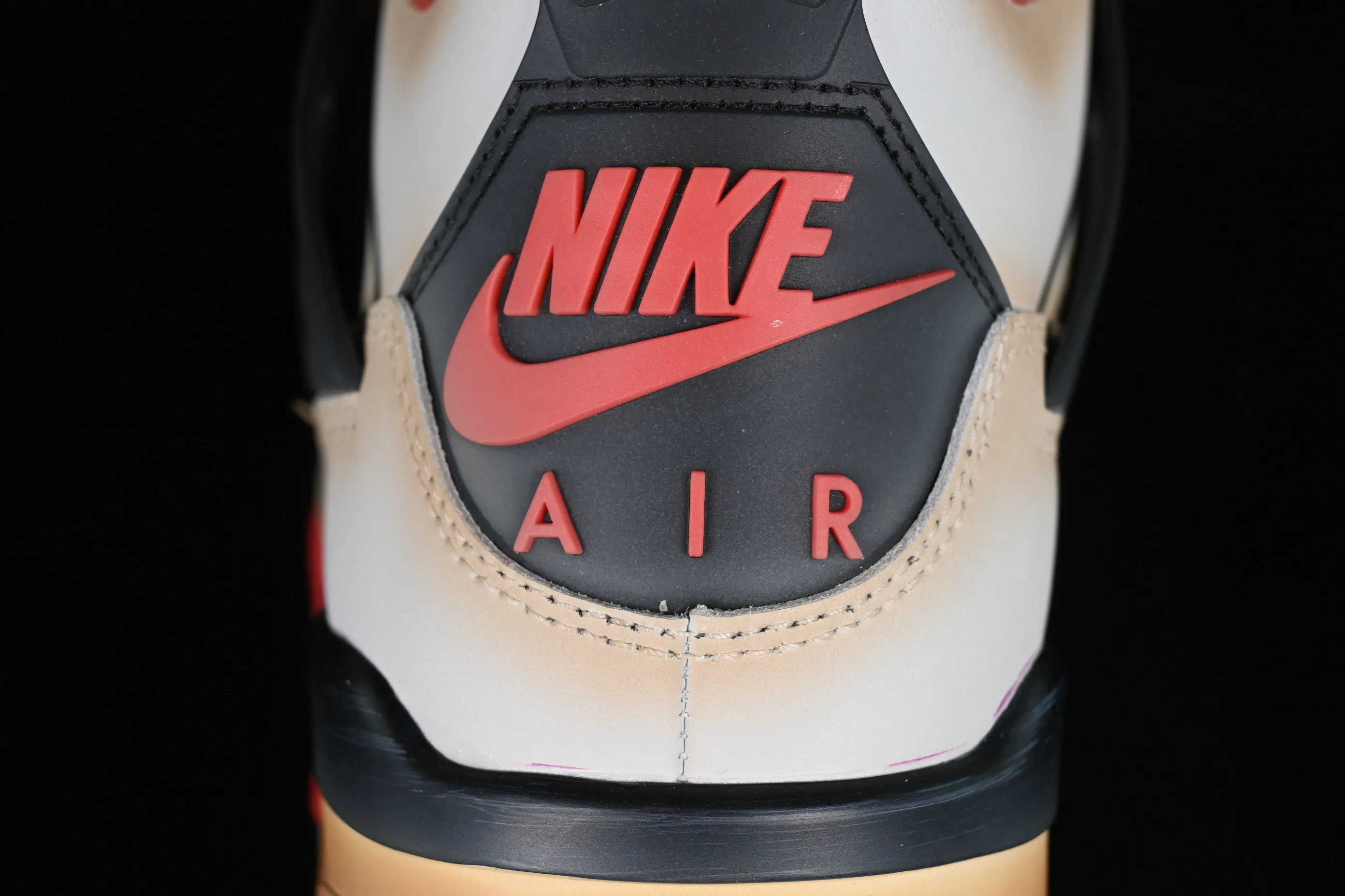 All Categories Air Jordan Jordan Series Basketball Shoes Air Jordan 4 Charizard x Jordan Air Jordan 4 Retro AJ4 Joe 4 Charizard Joint Customized Basketball Shoes AQ9129-105